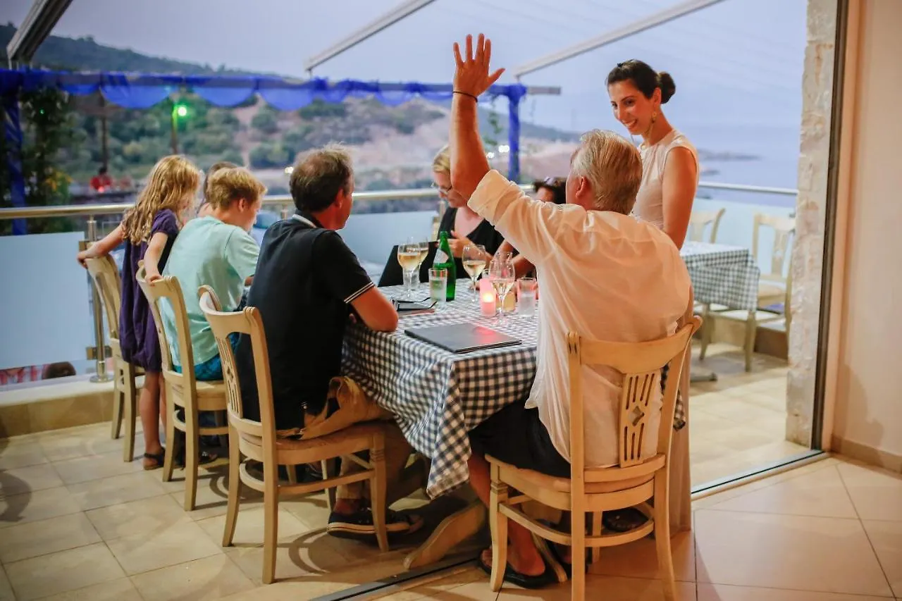 Bed & Breakfast Das Maistrali 2 Sarti Greece
